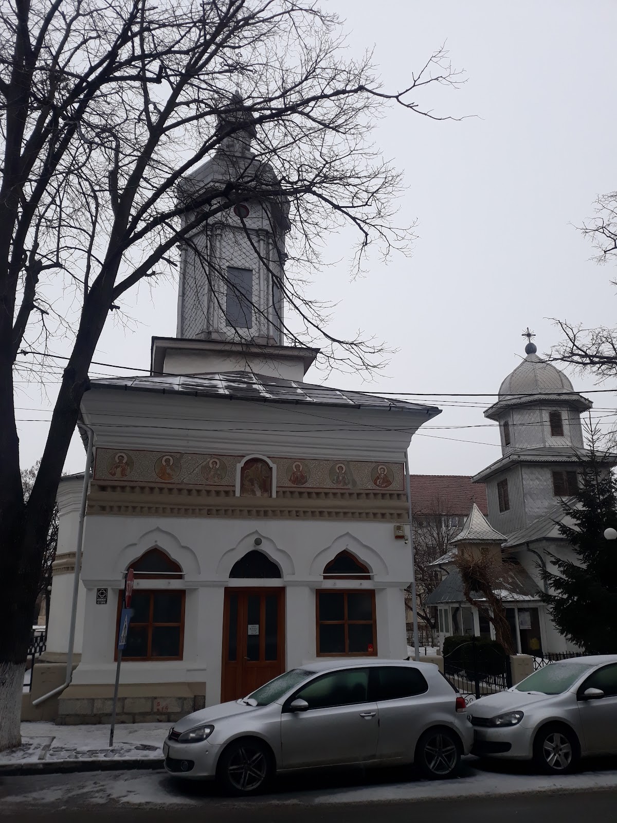 Biserica „Nașterea Maicii Domnului” - Săpunaru - foto 4