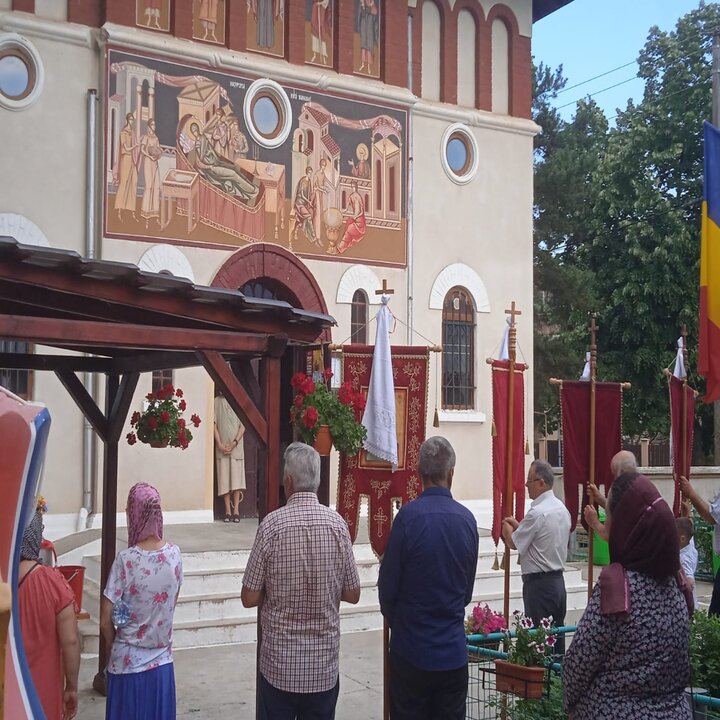 Biserica Nașterea Maicii Domnului Tomești 1 - foto 5