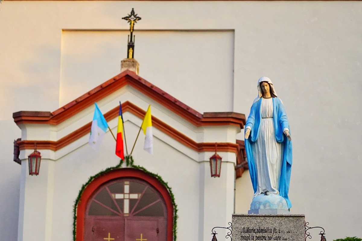 Église de la Nativité de la Sainte Vierge Marie - foto 3
