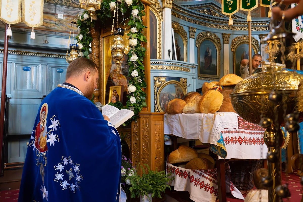 Biserica ortodoxa - foto 2