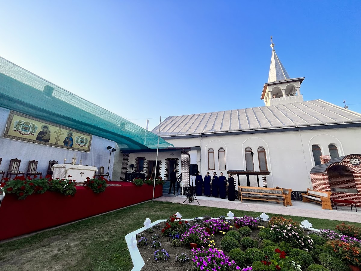 Biserica Ortodoxă - foto 4