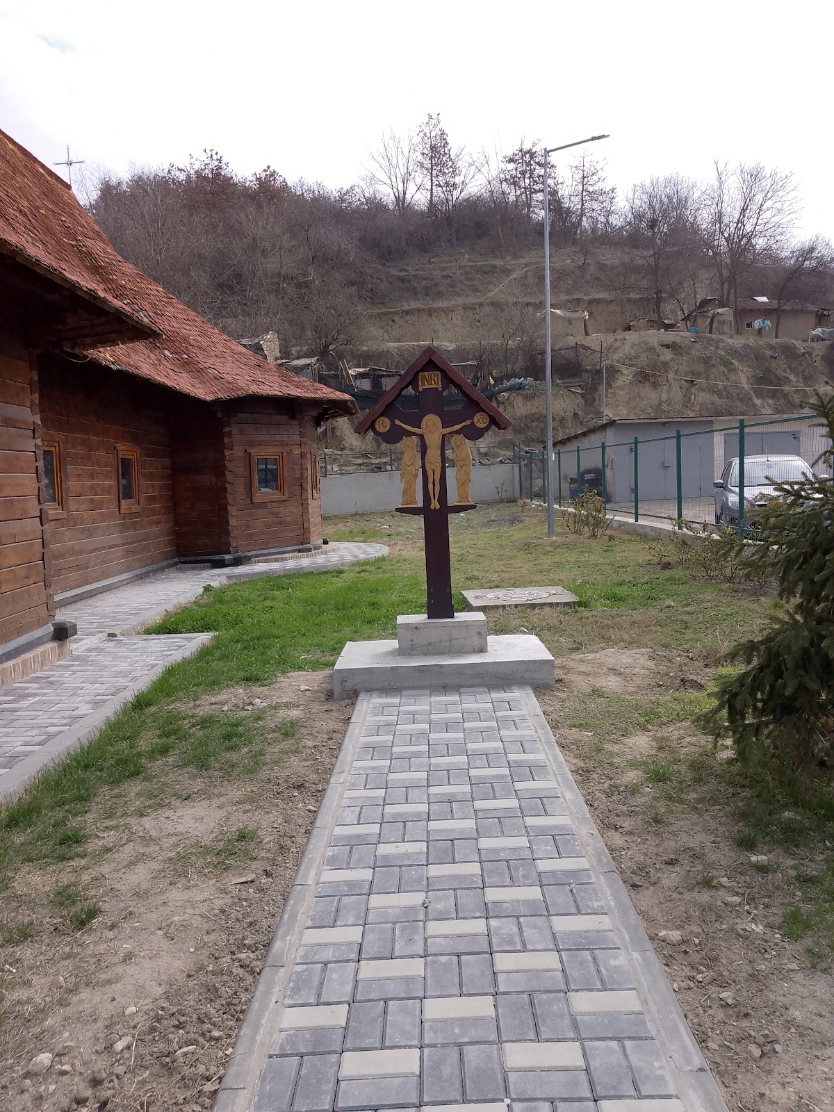 Cernavodai Istenanyja Orthodox Templom - foto 5