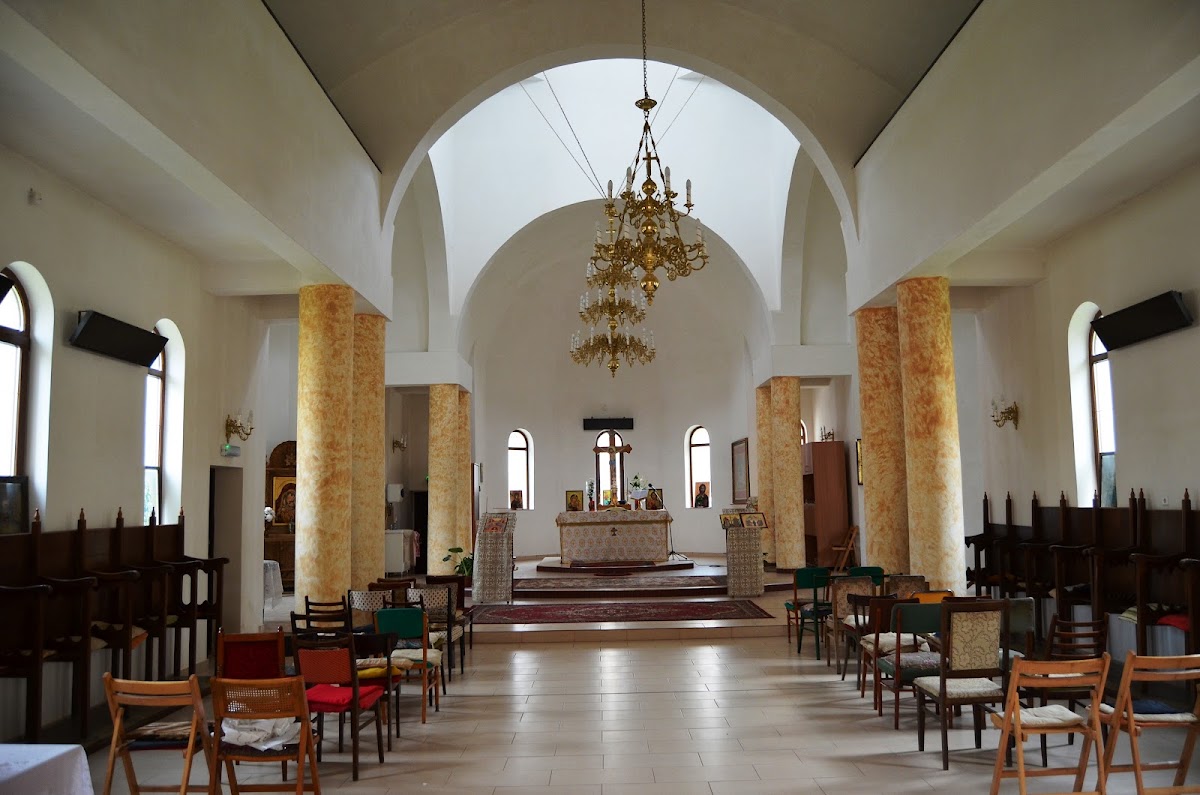 Biserica Ortodoxă „Pogorârea Sfântului Duh” - foto 3