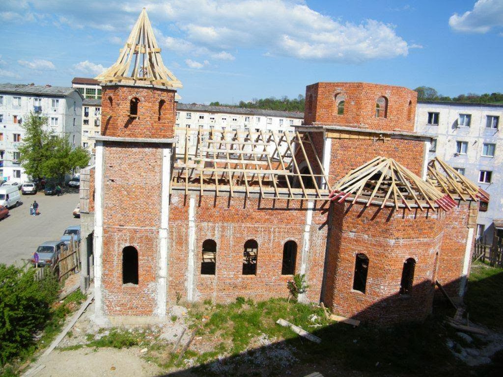 Biserica Ortodoxă „Pogorârea Sfântului Duh” - foto 4