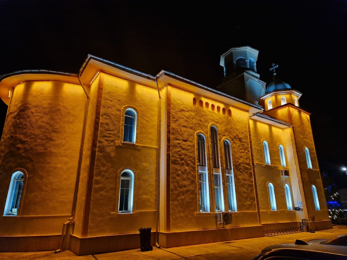 Biserica Ortodoxă română Cărpiniș - ” Sf.Dumitru izvorâtorul de mir” - foto 5