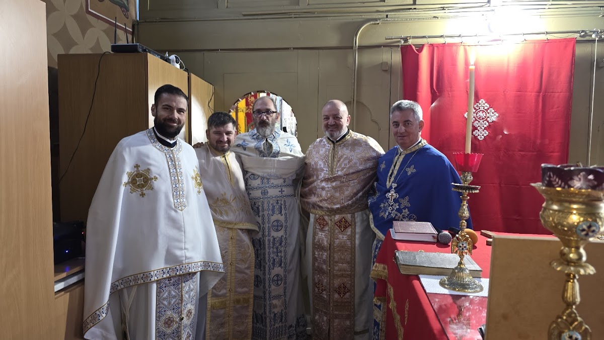 BISERICA ORTODOXĂ ROMÂNĂ SEMLAC - foto 4