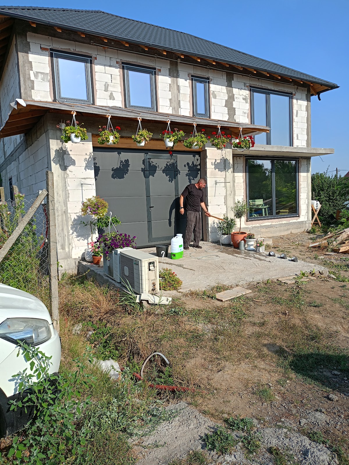Église Orthodoxe "Saints Apôtres Pierre et Paul" Valu lui Traian - foto 5