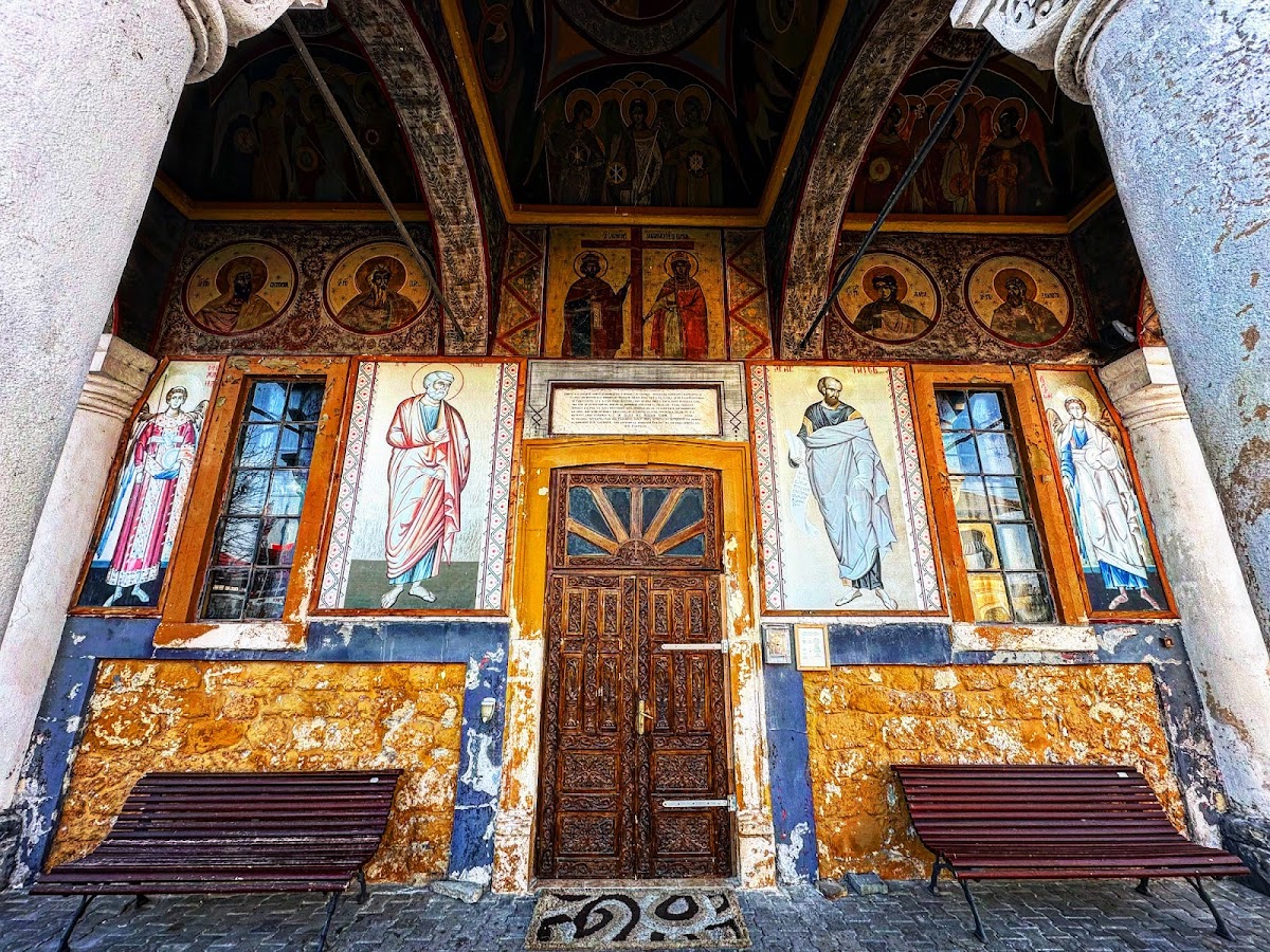 Biserica Ortodoxă Sf. Împărați Constantin și Elena - foto 5