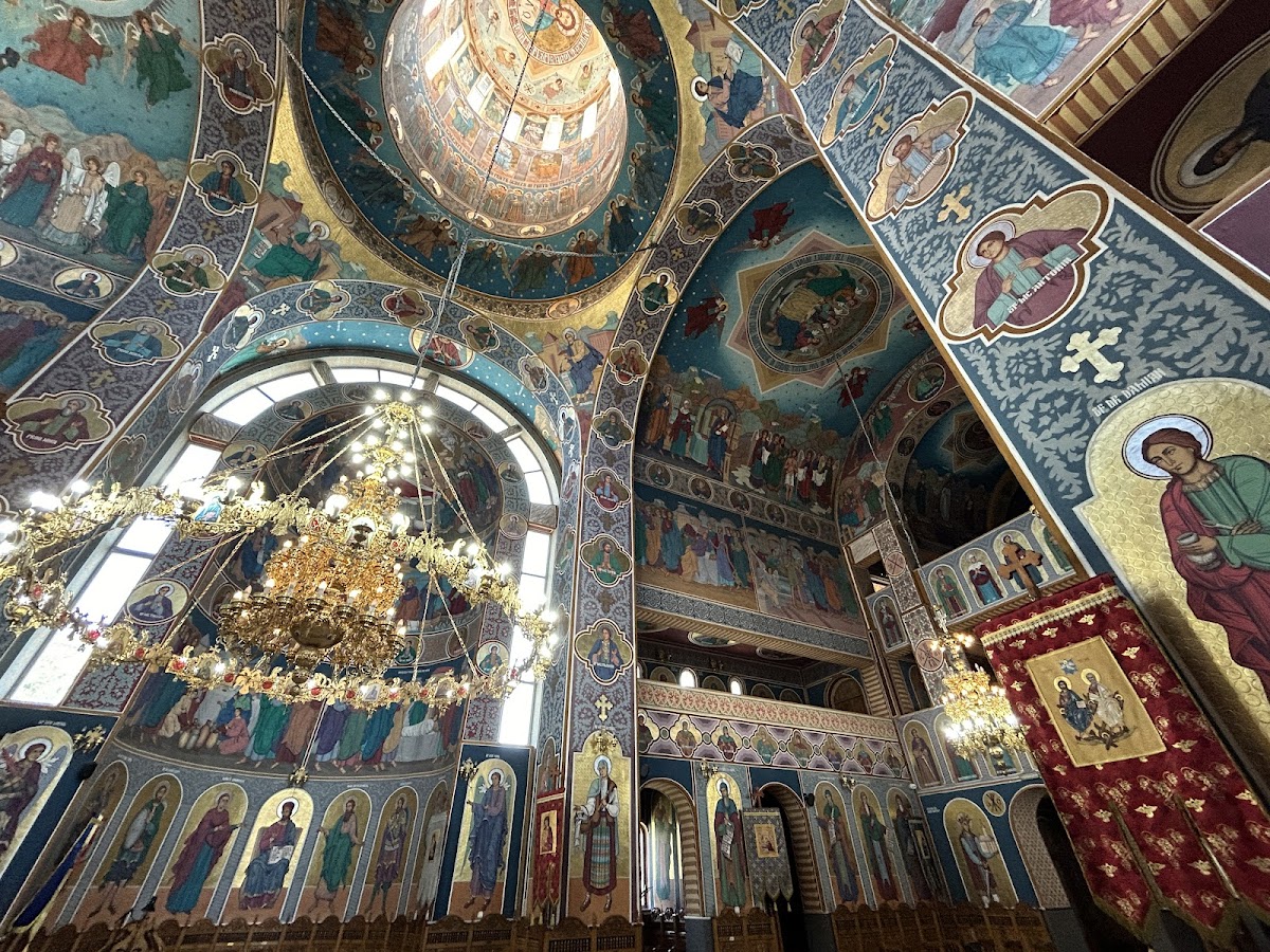 东正教教堂 "圣三一" - foto 2