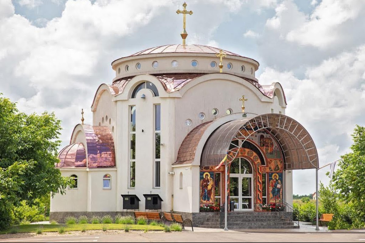 Biserica ortodoxă „Sfântul Apostol și Evanghelist Luca" Sintandrei