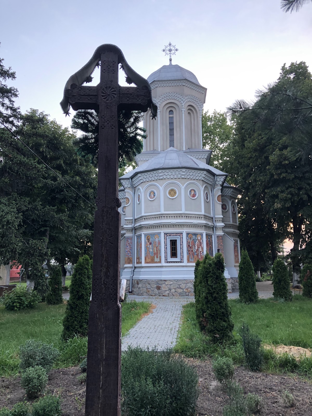 Biserica Ortodoxă „Sfântul Mare Mucenic Dimitrie” - Vladimirescu I