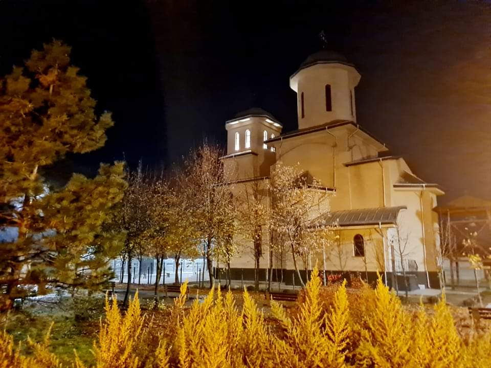 Biserica Parohiei Chitila 2 - foto 5