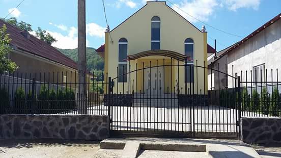 Biserica Penticostala Fodora - foto 4