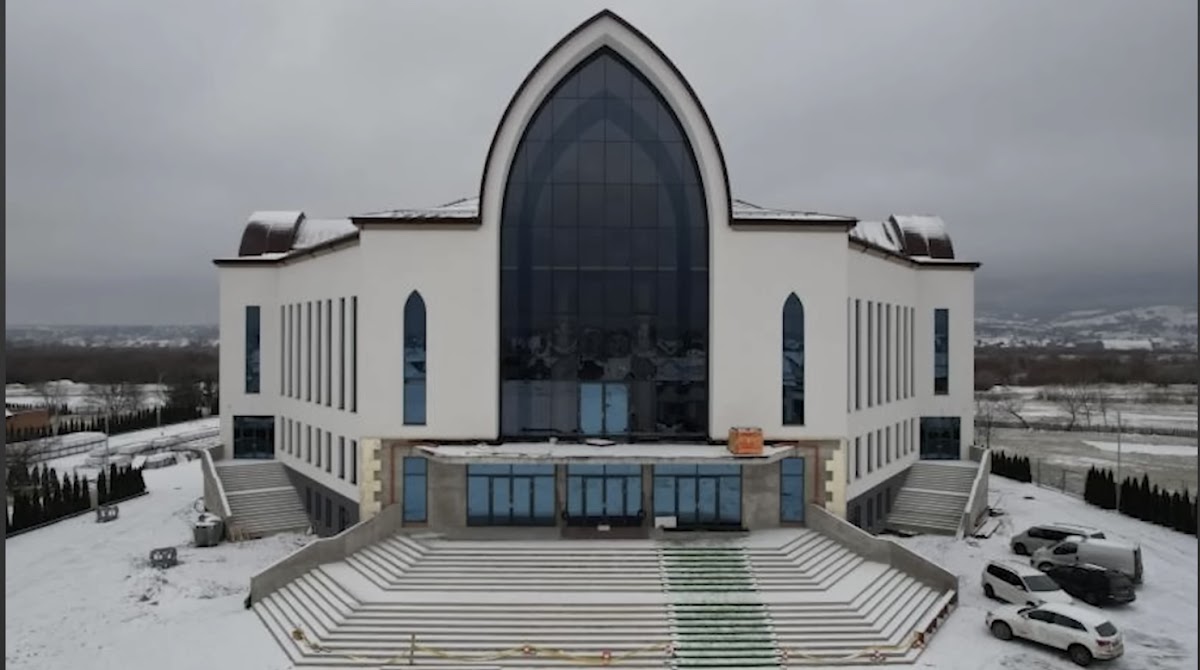 Pentecostal Church No. 1 - foto 1