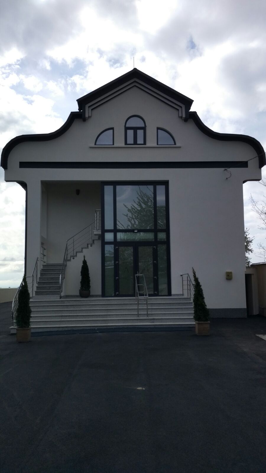 Biserica Penticostală Plopeni - foto 3