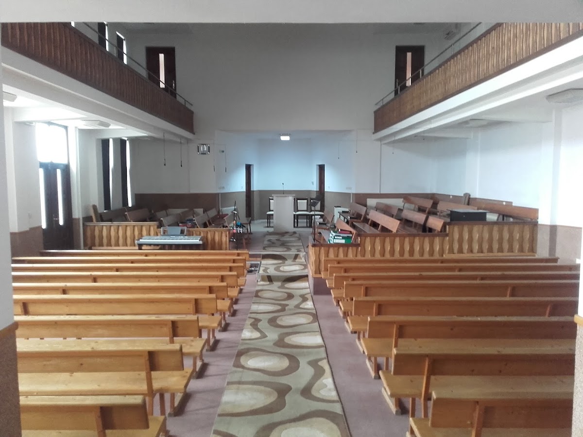 Biserica Penticostală Plopeni - foto 4