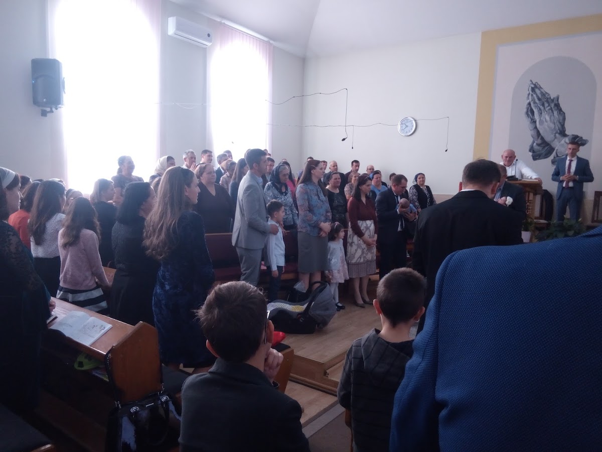 Biserica Penticostala Sfanta Treime - foto 4