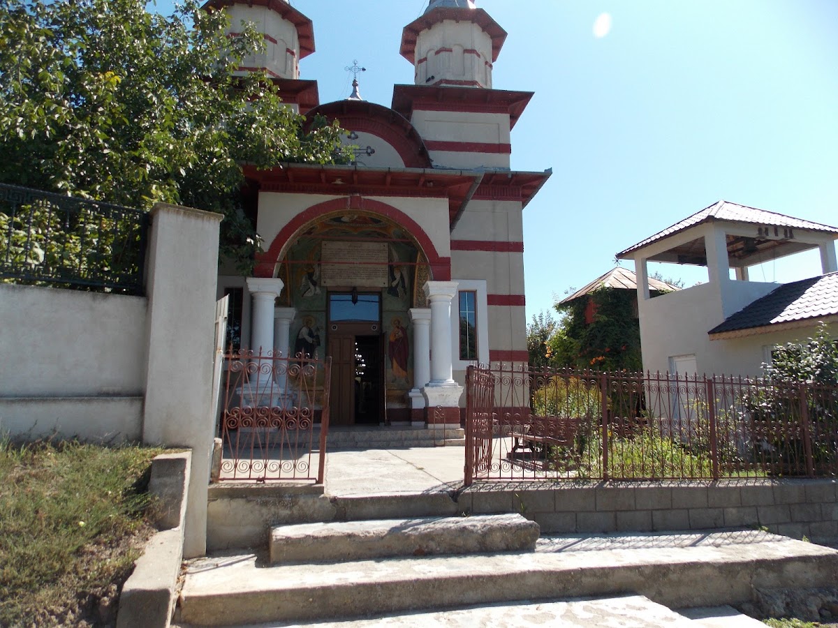 Biserica Pietroiu - foto 1