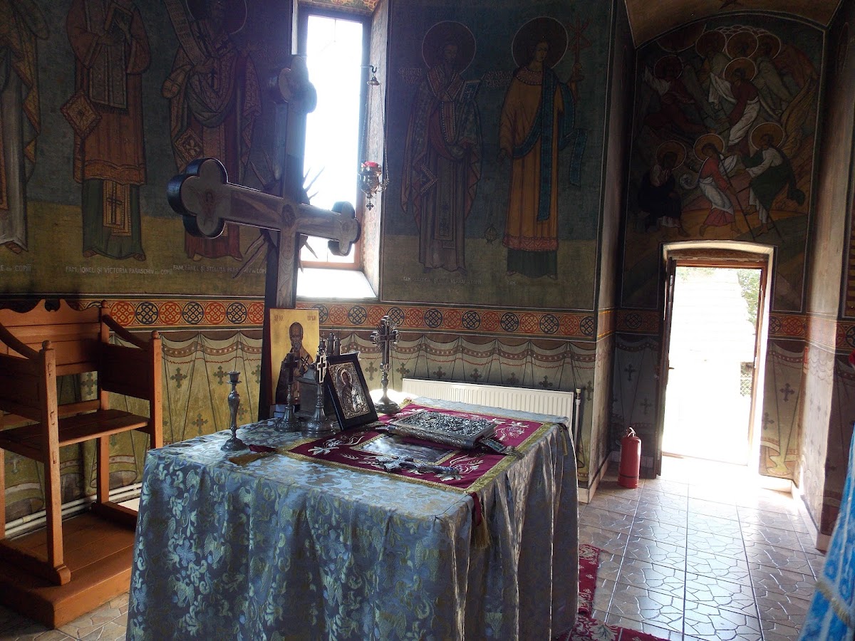 Biserica Pietroiu - foto 5