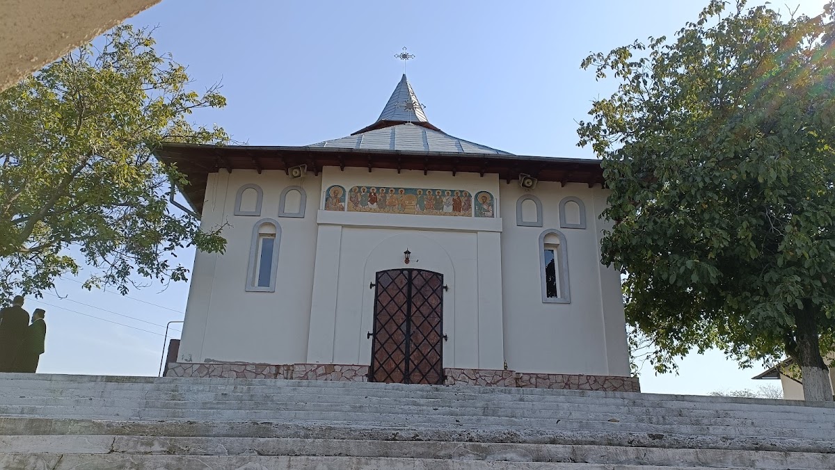 Iglesia de la "Descenso del Espíritu Santo" Slobozia Conachi - foto 2