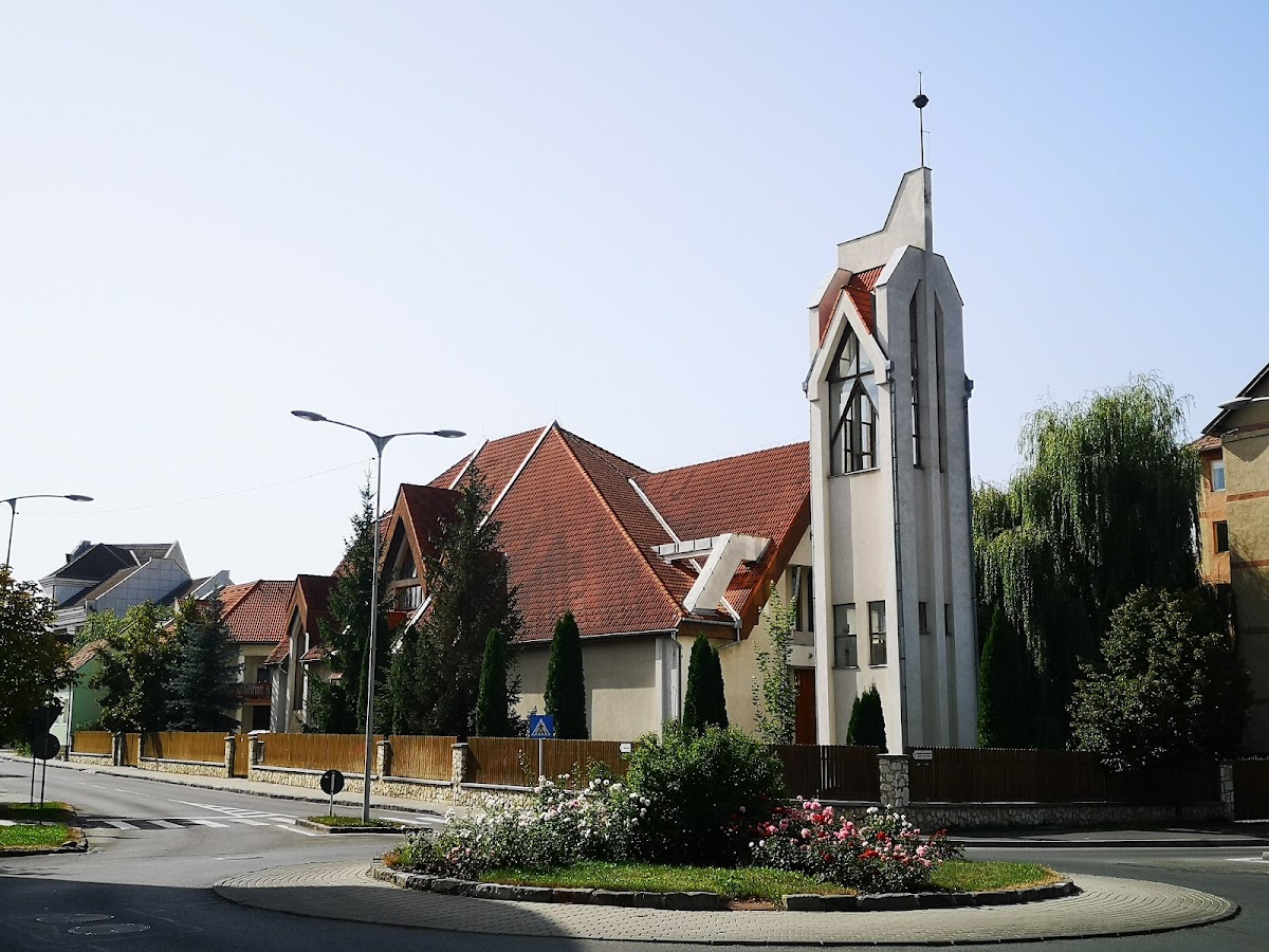 新改革教堂 - foto 3