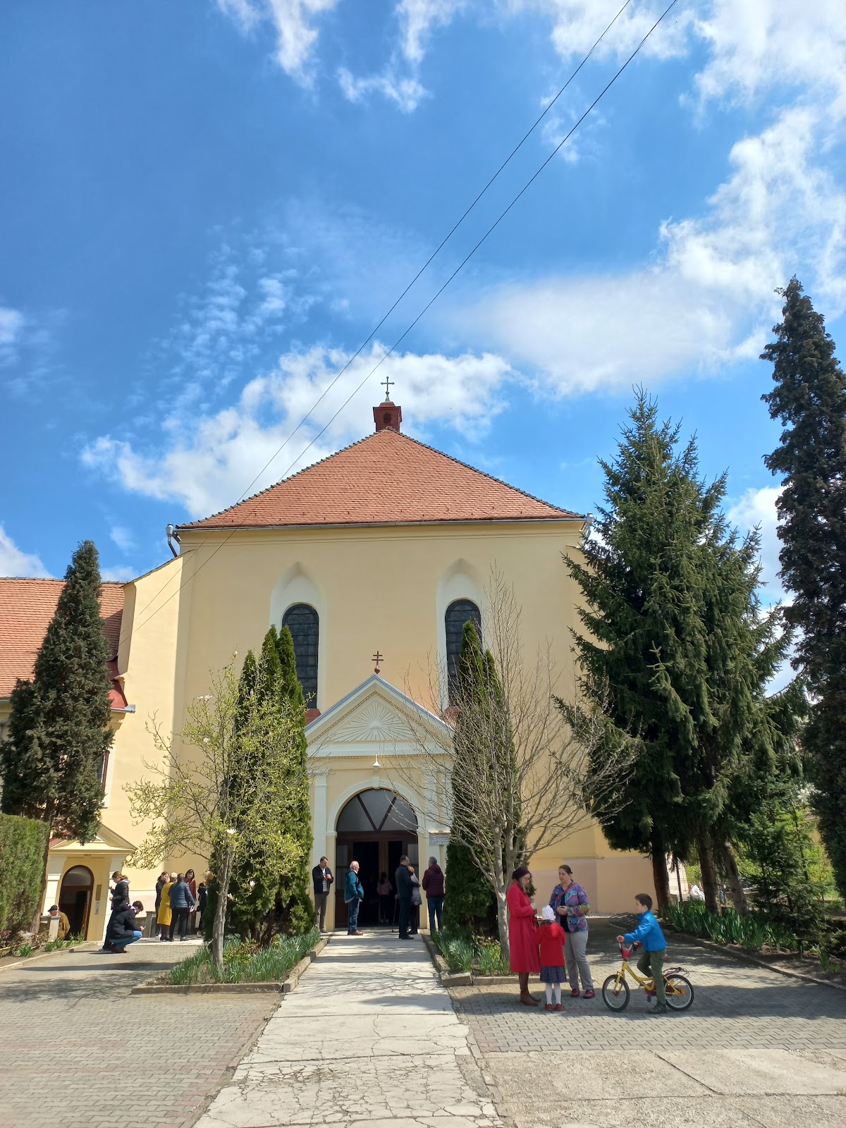 Biserica Romano-Catolică - Manastirea Franciscana - foto 2
