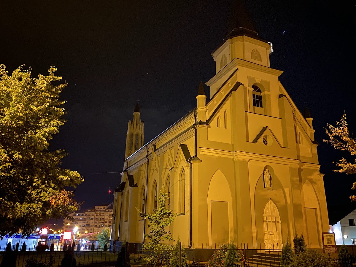 Chiesa cattolica romana "Natività di San Giovanni Battista" - Botoșani - foto 3