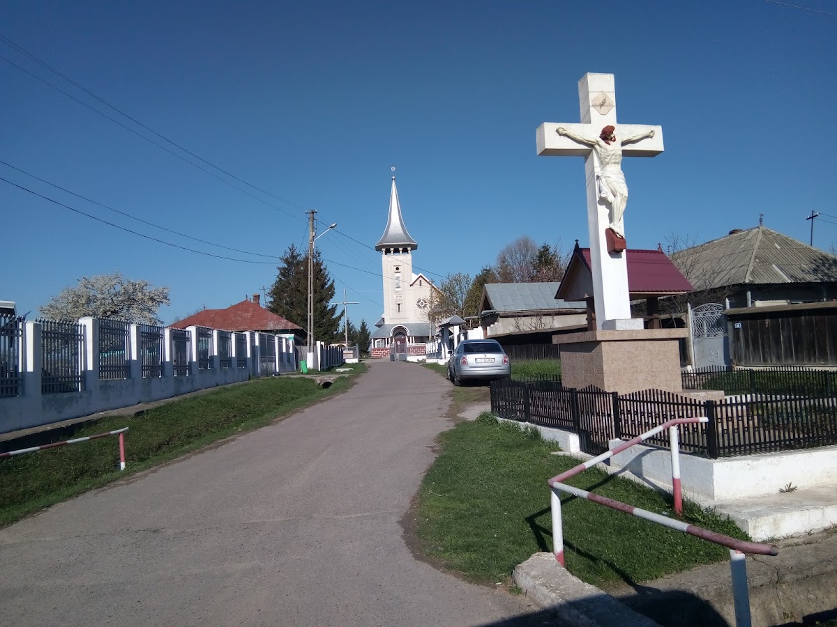Biserica romano-catolică "Sf. Iosif Muncitorul” - foto 4