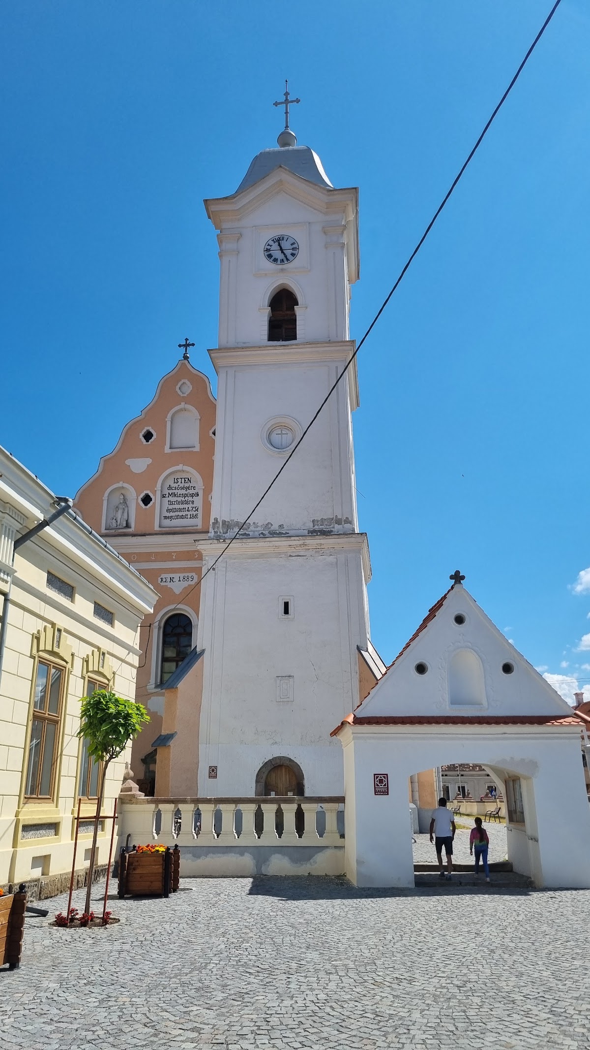 Biserica romano-catolică Sf. Nicolae din Gheorgheni - foto 2