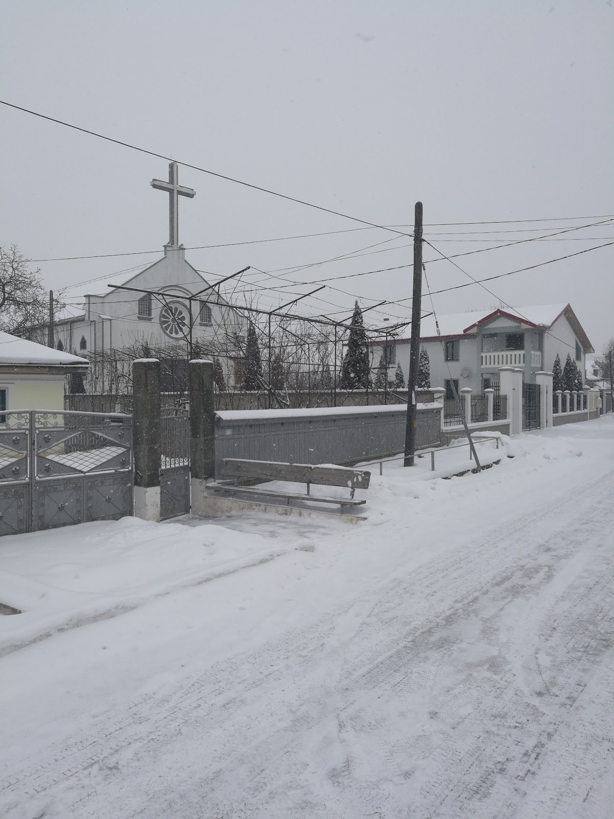 Biserica romano-catolică „Sfântul Iosif Muncitorul” - foto 3