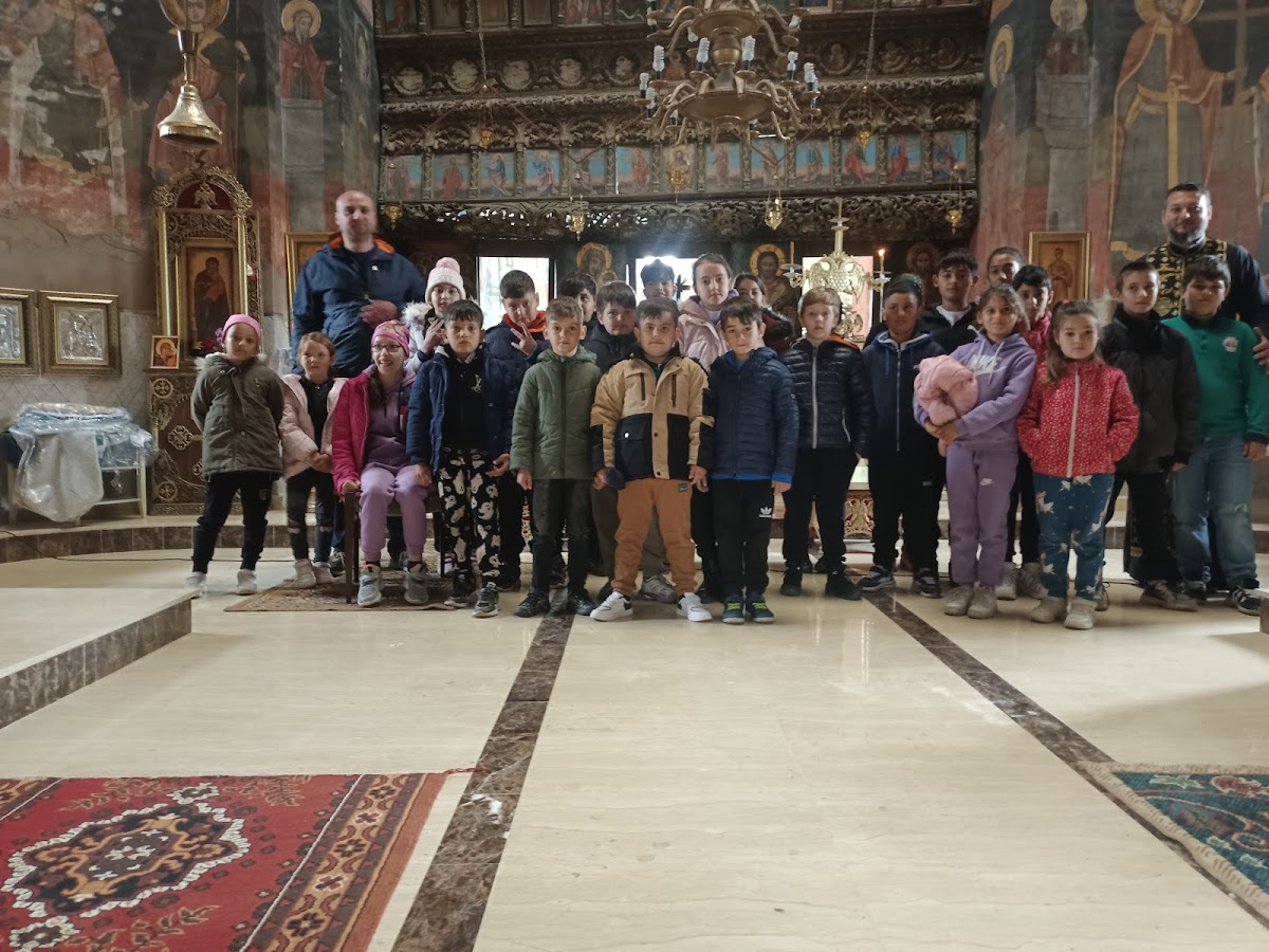 St. Apostle Andrew Church, Frunzănești - Fundeni Commune - foto 3