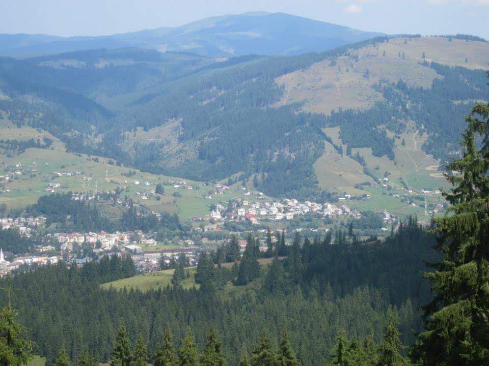 Biserica Sf. Apostoli Petru și Pavel - foto 2
