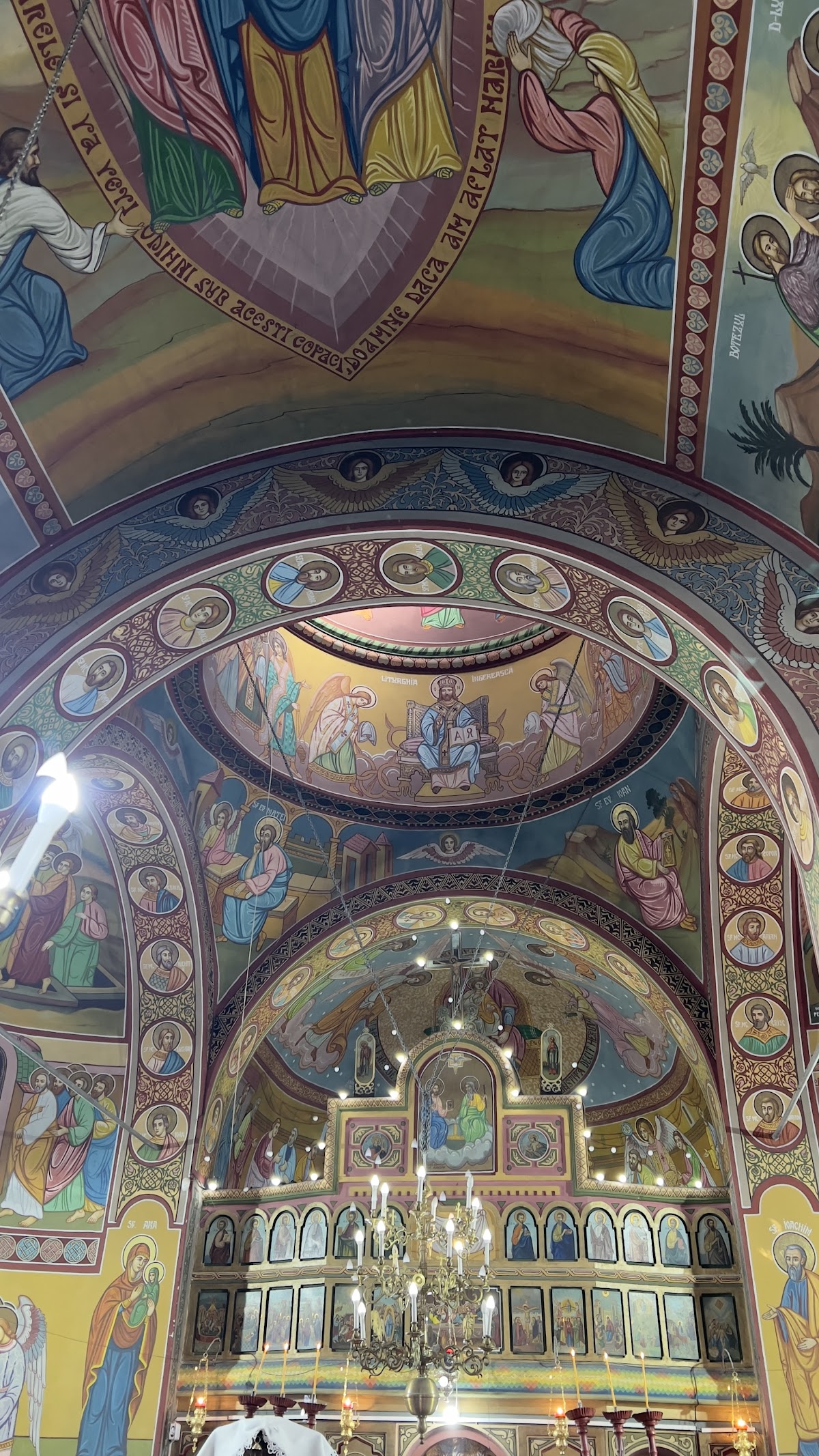 Szent Dumitru Surlari Templom - foto 2