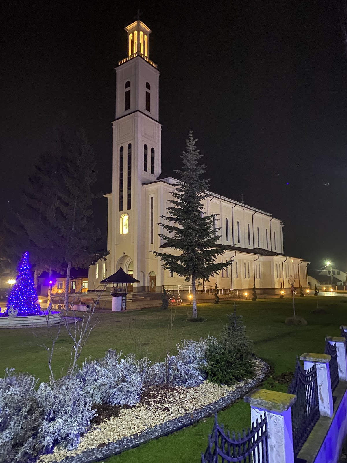 Iglesia de Santa María Reina - foto 2