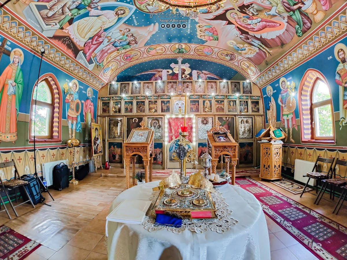 Biserica Sf. Mihail si Gavril - Hotarele - foto 4