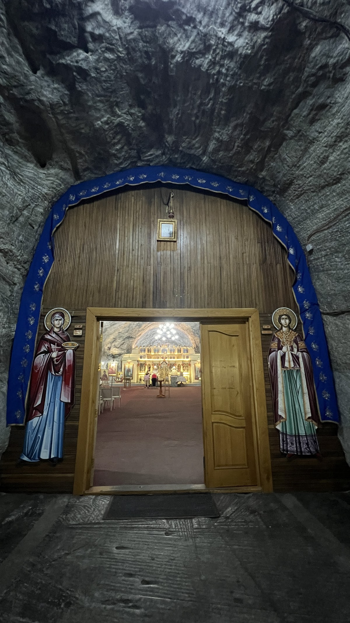 Szent Barbara Templom - A Bányászok Patrónája - foto 3