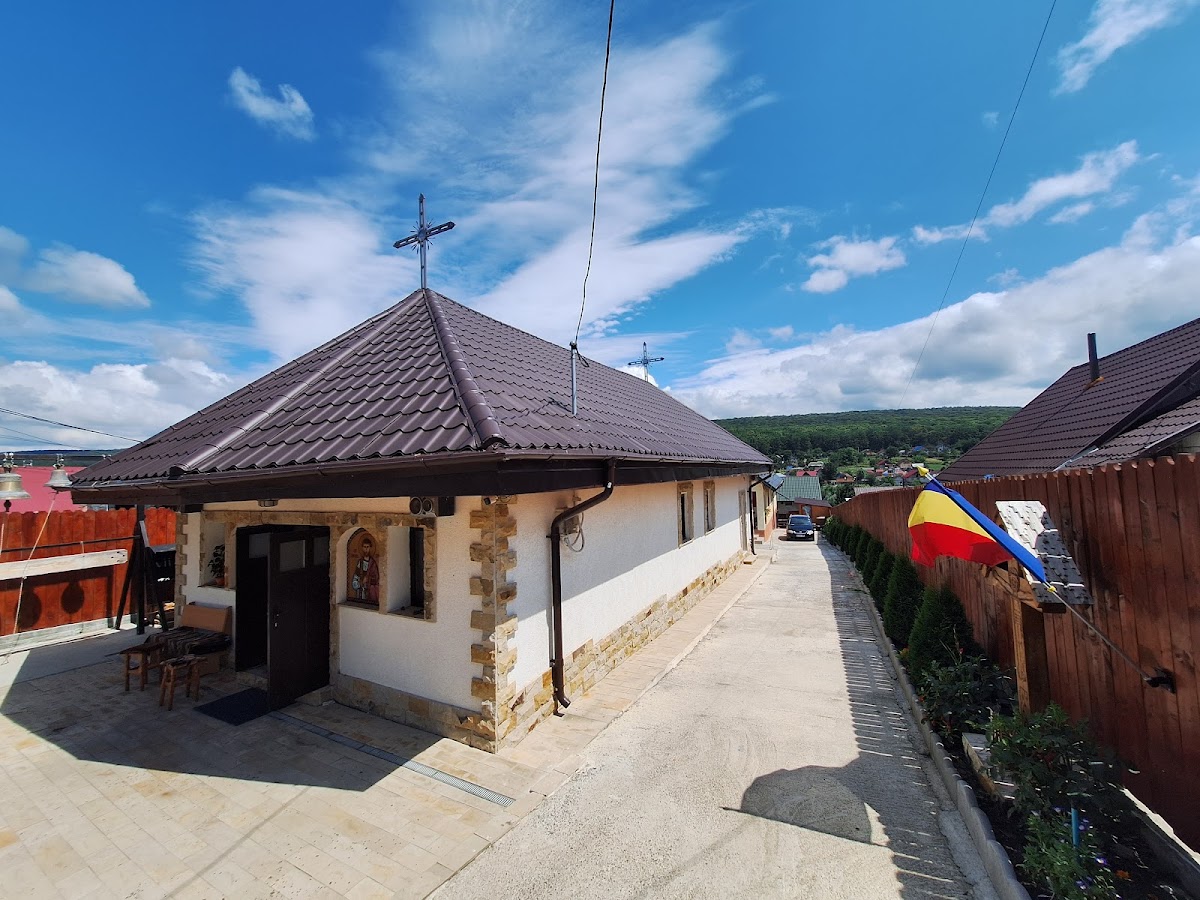 Biserica Sfântul Arhidiacon Ștefan, Frunziș Mironeasa - foto 4