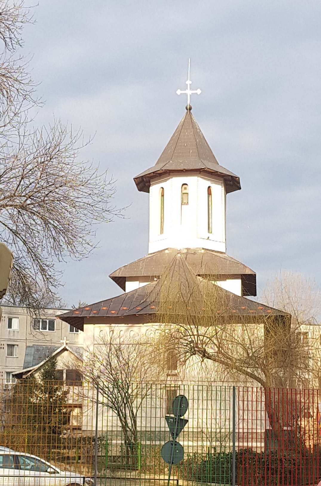 Biserica Sfântul Daniil Sihastrul - foto 4
