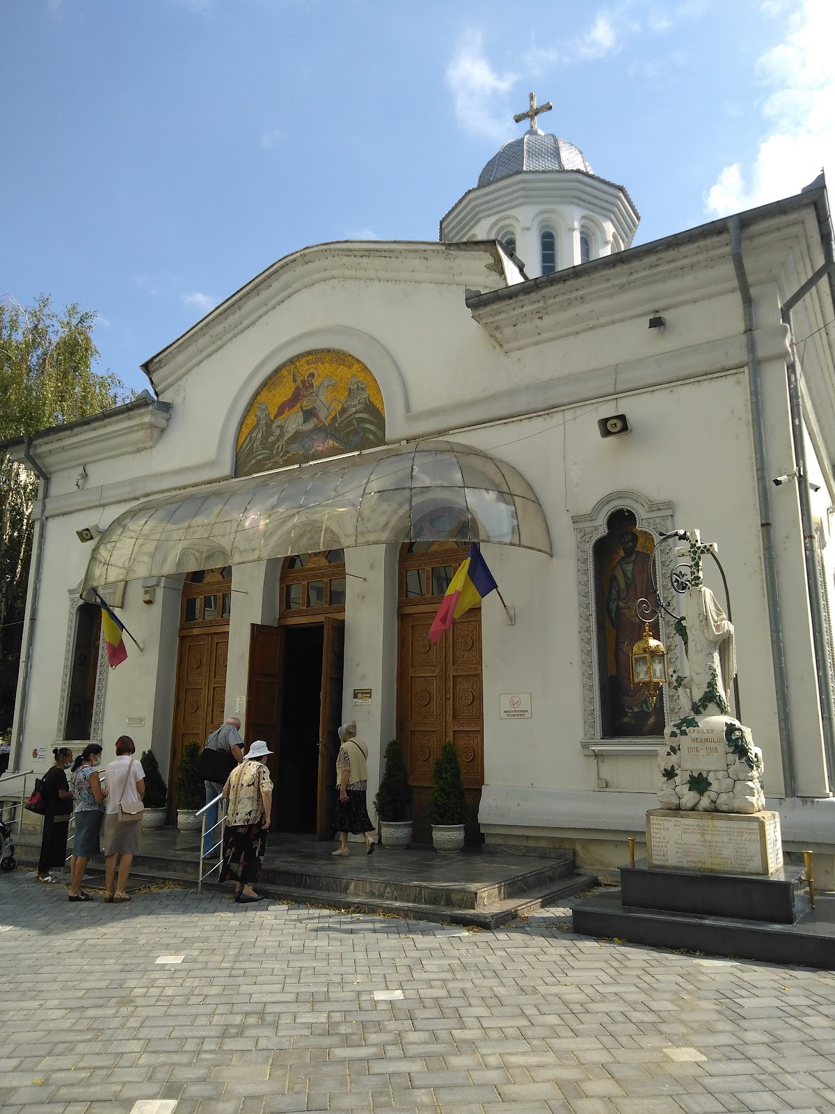 Biserica Sfântul Gheorghe Capra - foto 2