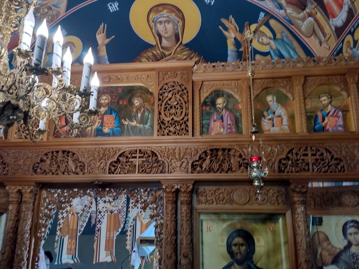 Kirche „Heiliger Hierarch Nektarios“ und „Heiliger Märtyrer Efram der Neue“ Barboși - foto 3