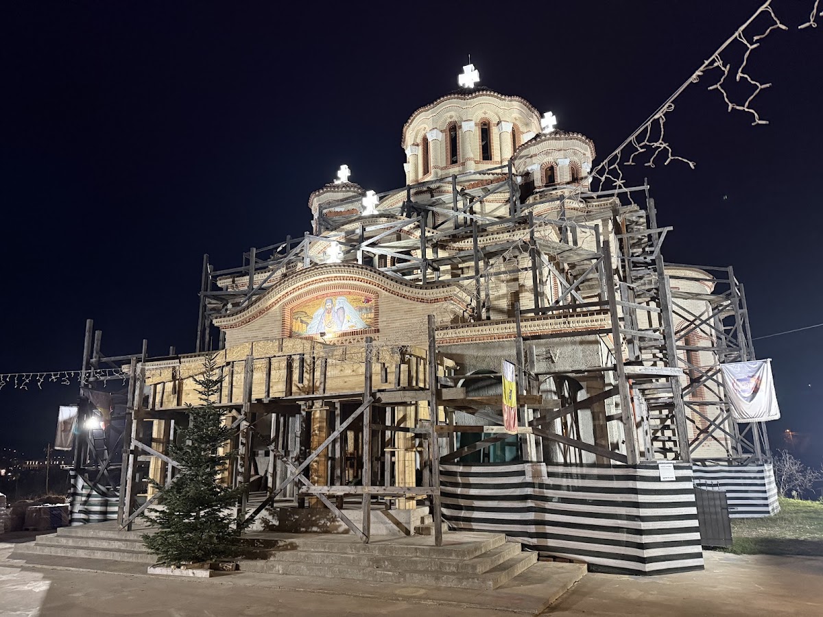 Biserica Sfântul Ioan Iacob Hozevitul - foto 2