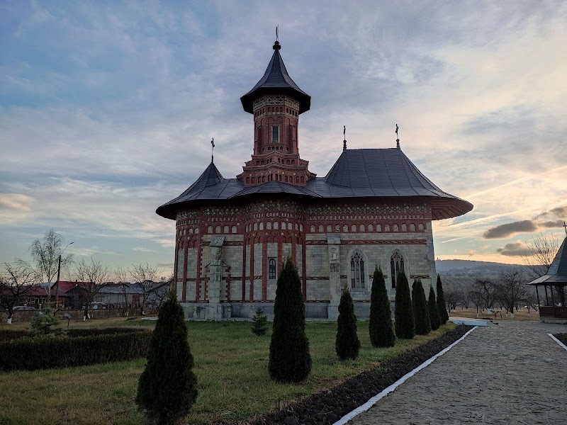 Biserica „Sfântul Mare Mucenic Gheorghe” din Hârlăuu