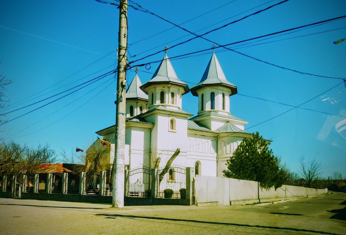 Iglesia "Santos Apóstoles Pedro y Pablo" Piscu - foto 4