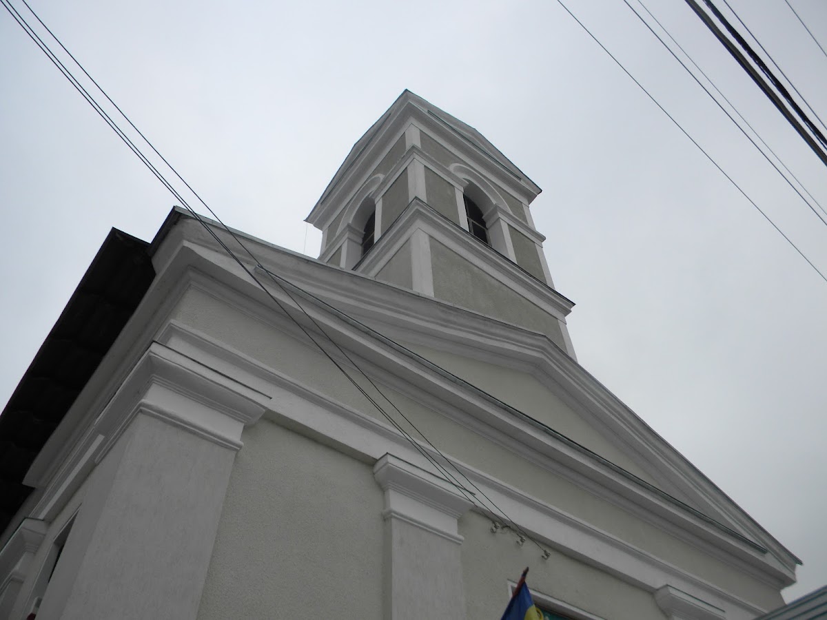 Biserica Sfinții Arhangheli - foto 4