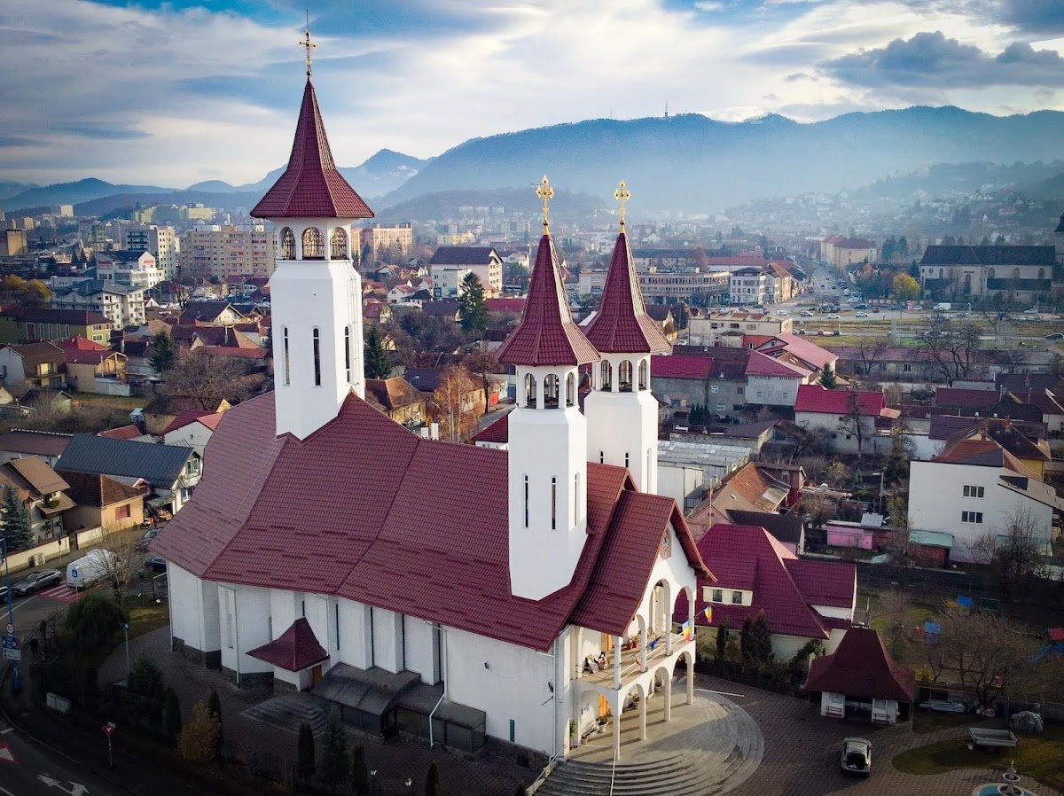 A Három Jerarchák és Szent Apostol Bartolomeus Temploma - foto 3