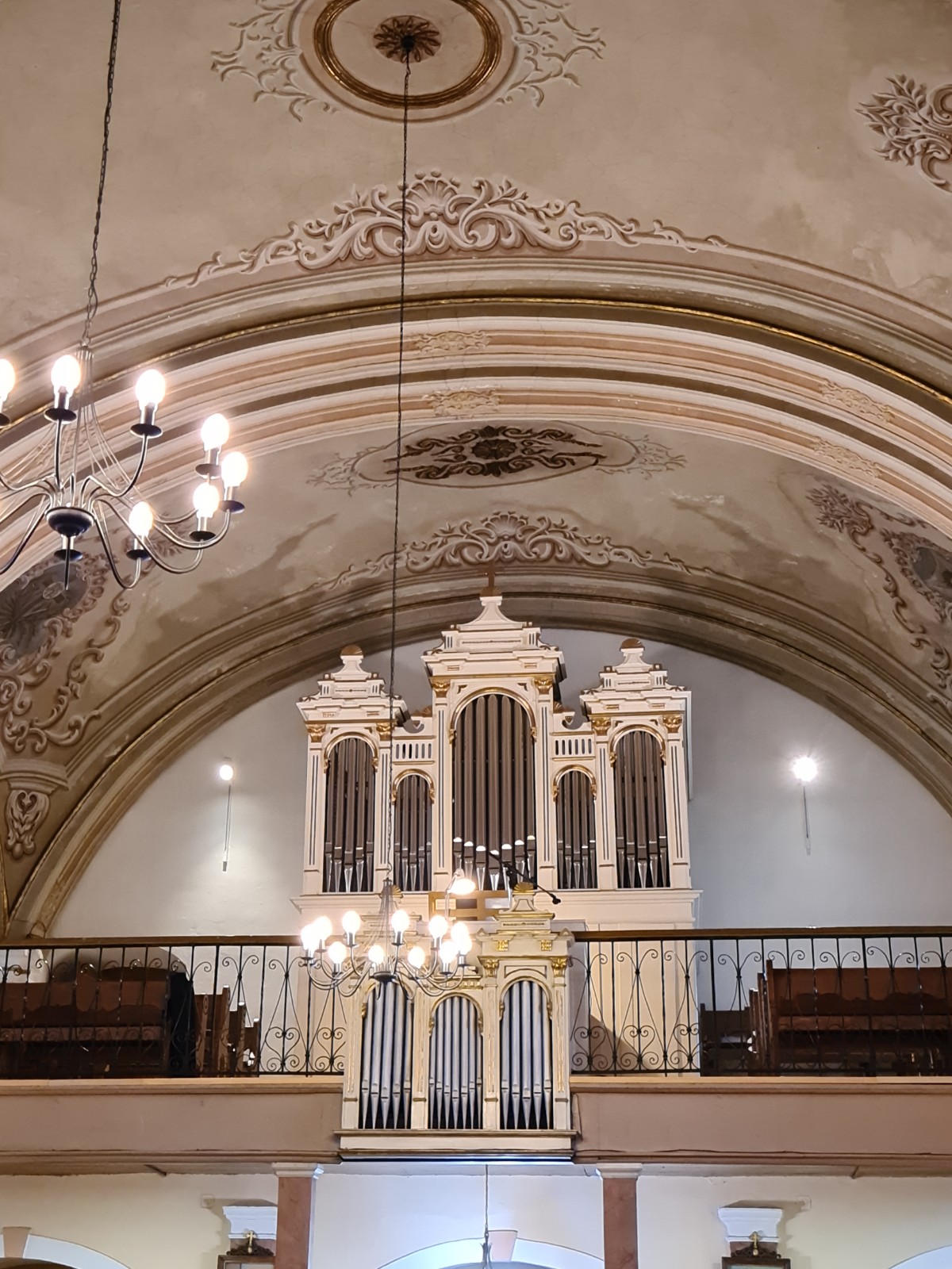 Biserica Tuturor Sfinților - foto 4