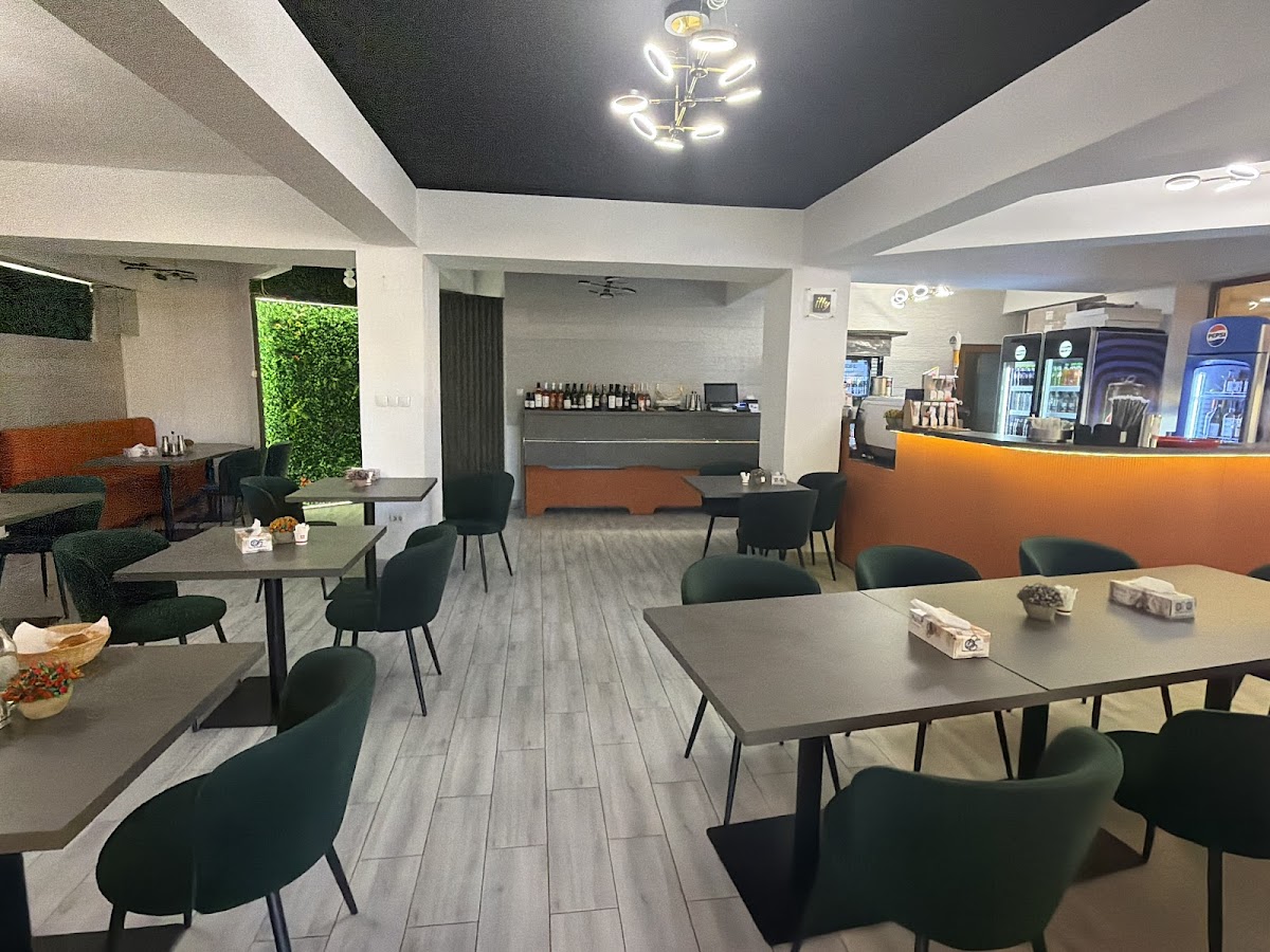BISTRO DOMNESC