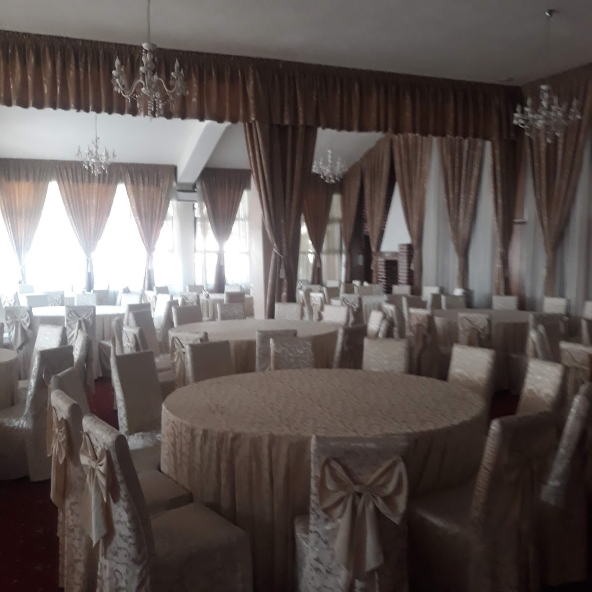 Bistro Montana - Curtea de Arges - foto 4