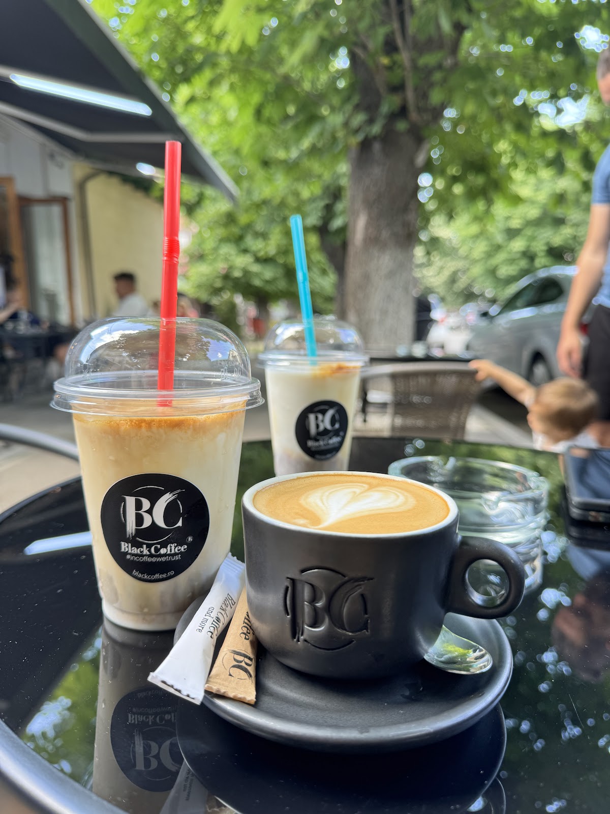 BlackCoffee Pucioasa - foto 3