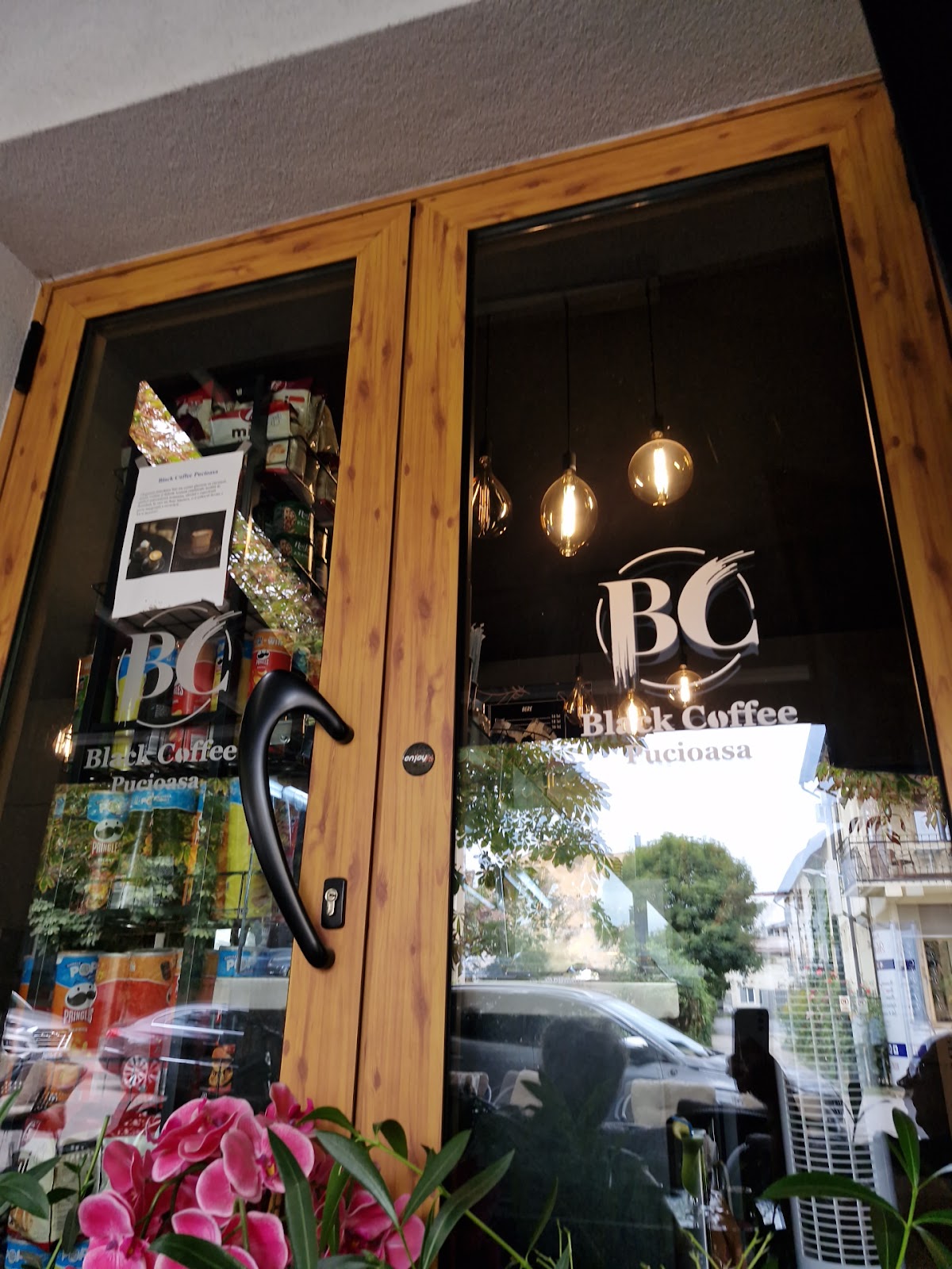 BlackCoffee Pucioasa - foto 5